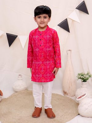 Kamee Motifs Printed Regular Pure Cotton Straight Kurta with Pyjamas-Pink