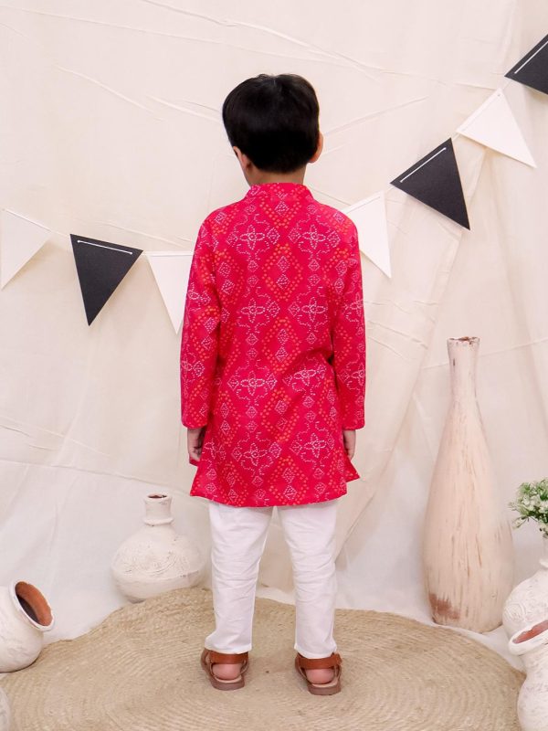 Kamee Motifs Printed Regular Pure Cotton Straight Kurta with Pyjamas-Pink - Image 2