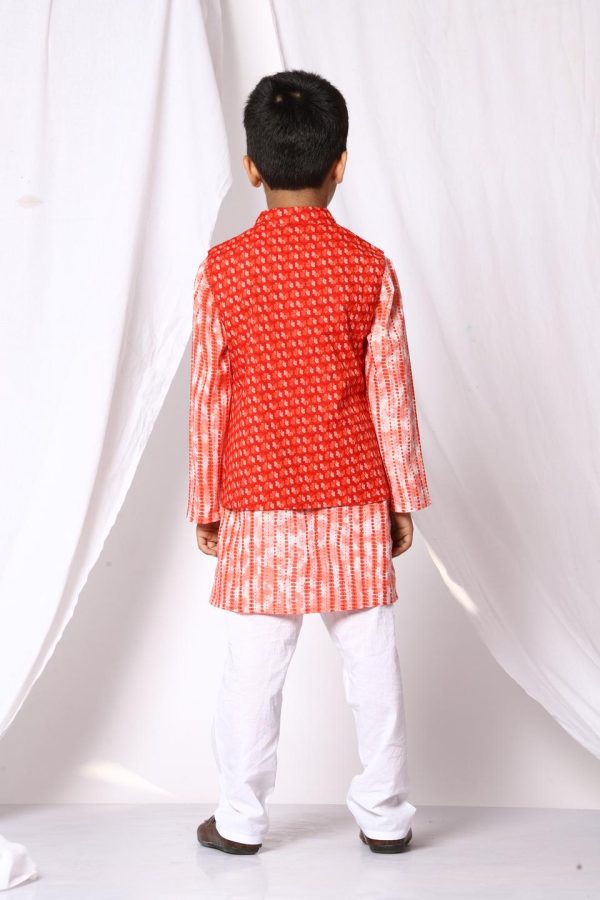 Kamee Floral Printed Pure Cotton Kurta with Pyjama & Jacket-Red - Image 2