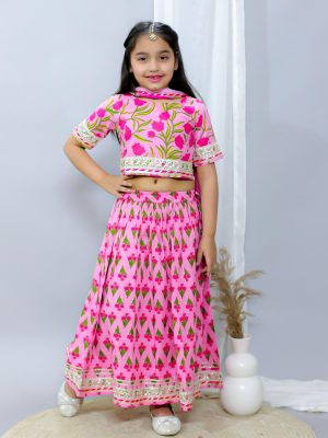 Kamee Girls Printed Gotta Patti Cotton Lehenga & Choli With Dupatta-Pink
