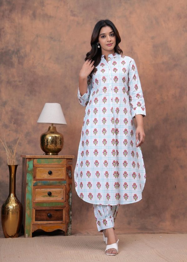 Kamee Women Pure Cotton White Floral Co-Ord Set for Casual Wear - Image 8