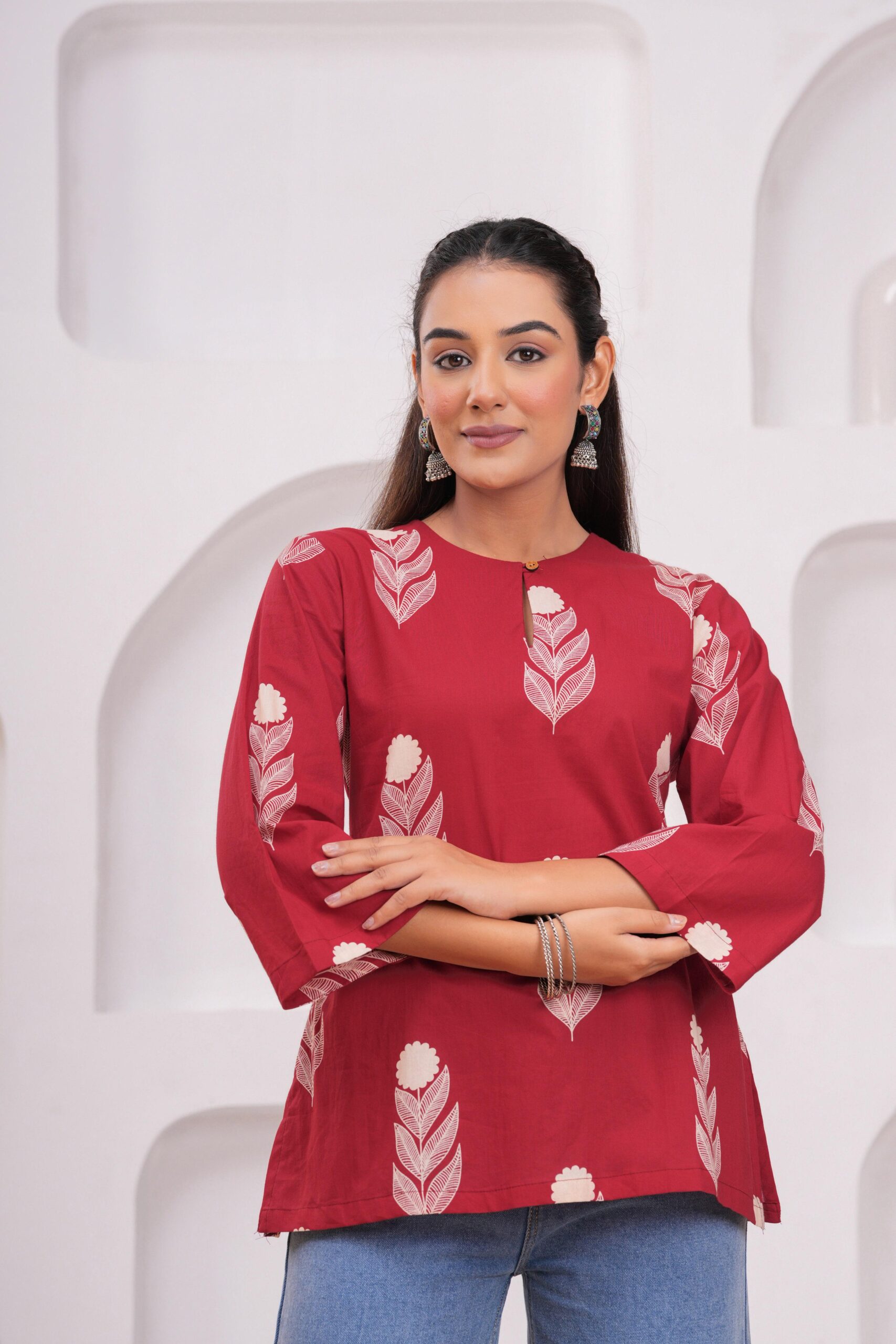 Kamee Printed Red Kurti for Women, Pure Cotton Fabric