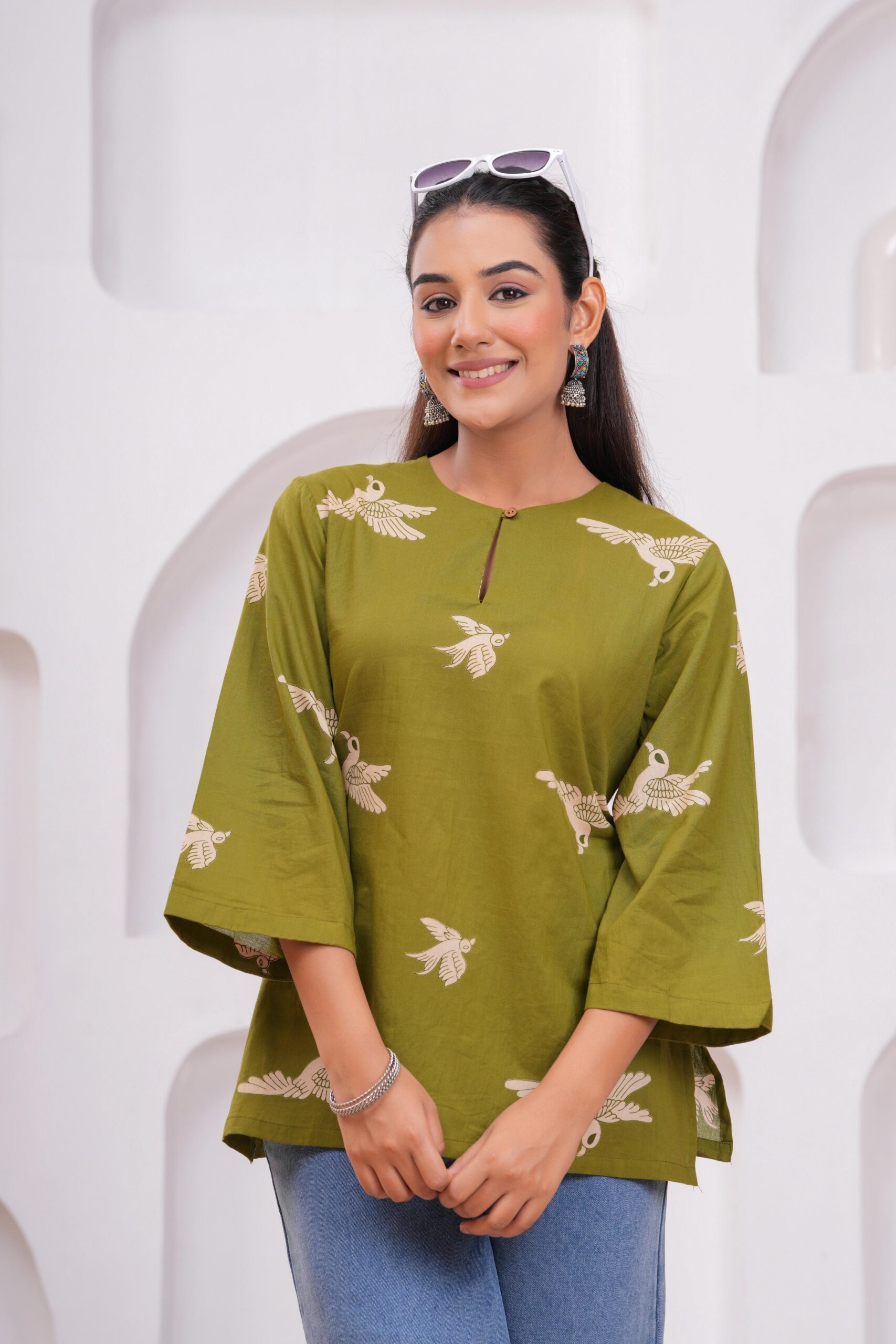 DSC03732copy Kamee Printed Green Kurti for Women, Pure Cotton Fabric