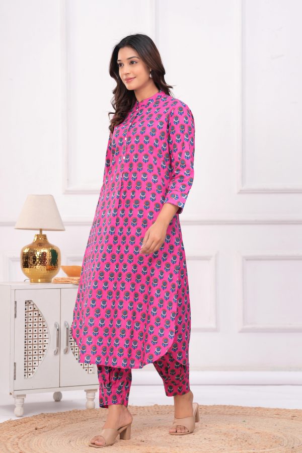 Kamee Women Pure Cotton Pink Floral Co-Ord Set for Casual Wear - Image 2
