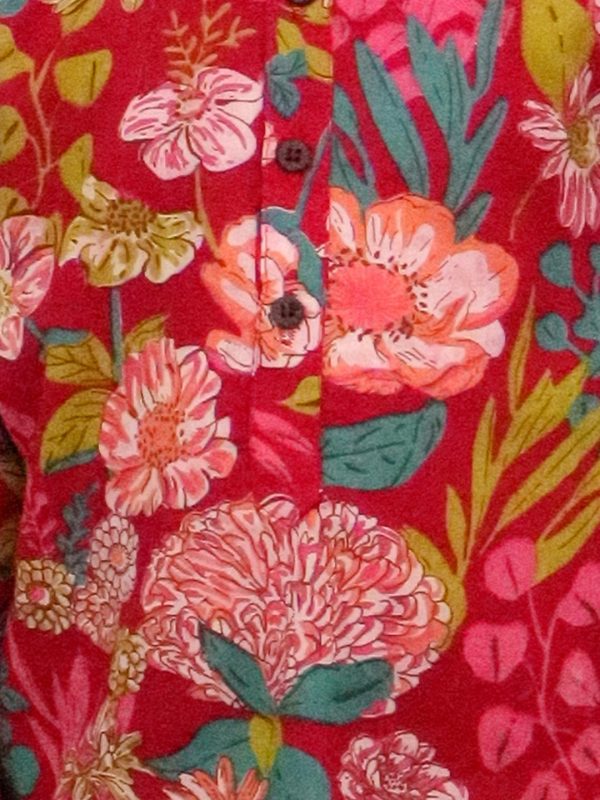 Kamee Motifs Printed Regular Pure Cotton Straight Kurta with Pyjamas-Red - Image 3